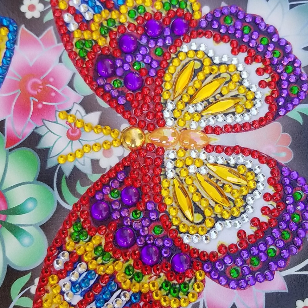 Jeweled Butterflies Wristlet nwot - Picture 2 of 4